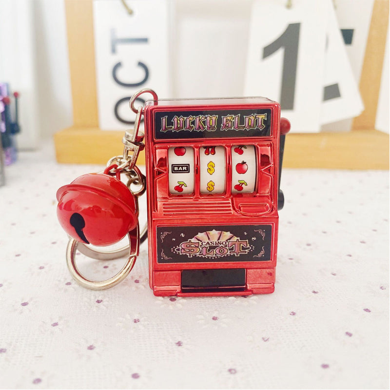Kreativer Mini-Spielautomat-Schlüsselanhänger