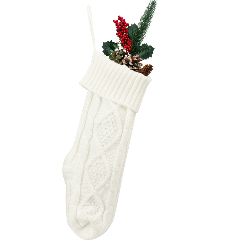 Weihnachtsstrümpfe – Der Weihnachtsmann legt Geschenke auf Socken